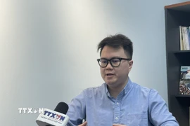 Ông Enzo Sim Hong Jun trả lời phỏng vấn phóng viên TTXVN tại Kuala Lumpur. (Ảnh: Thành Trung/TTXVN)