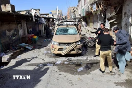 Hiện trường một vụ đánh bom ở Quetta, Pakistan. (Ảnh: THX/TTXVN)
