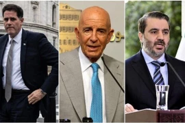 (Từ trái qua phải): Bộ trưởng phụ trách các vấn đề chiến lược kiêm cố vấn thân cận của Thủ tướng Benjamin Netanyahu, Ron Dermer, Đặc phái viên Mỹ về Syria Thomas Barrack và Ngoại trưởng Syria Assad al-Sheibani. (Nguồn: AFP)