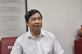 Trung tướng, Giáo sư, Tiến sỹ Trần Vi Dân trả lời phỏng vấn TTXVN. (Ảnh: Xuân Tùng/TTXVN)