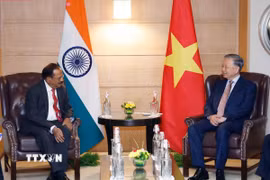 Tổng Bí thư, Chủ tịch nước Tô Lâm tiếp Cố vấn An ninh Quốc gia Ấn Độ Ajit Doval. (Ảnh: Thống Nhất/TTXVN)