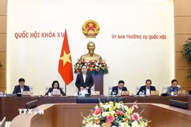 Chủ tịch Quốc hội Trần Thanh Mẫn chủ trì Phiên họp của Uỷ ban Thường vụ Quốc hội cho ý kiến về việc chuẩn bị Kỳ họp thứ 9, Quốc hội khóa XV. (Ảnh: Doãn Tấn/TTXVN)