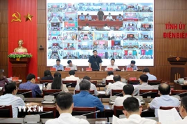 Toàn cảnh hội nghị về xây dựng nhà ở cho đồng bào bị thiệt hại do mưa lũ và xóa nhà tạm, nhà dột nát. (Ảnh: Trung Kiên/TTXVN)