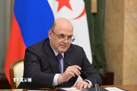Thủ tướng Nga Mikhail Mishustin tham dự một cuộc họp ở Moskva. (Ảnh: Getty Images/TTXVN)