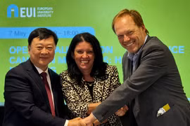 Đại diện EU, Brazil và Trung Quốc tại lễ ký kết về liên minh thị trường carbon. (Nguồn: Ủy ban châu Âu)