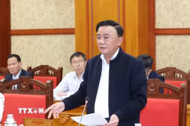 Ông Trần Cẩm Tú, Ủy viên Bộ Chính trị, Thường trực Ban Bí thư, phát biểu chỉ đạo. (Ảnh: Phương Hoa/TTXVN)
