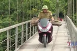 Nguy hiểm rình rập từ những cây cầu treo xuống cấp ở Quảng Trị
