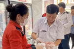 Kiểm tra cửa hàng Công ty C.P Việt Nam tại Mỹ Xuyên: Chưa phát hiện các sản phẩm lợn, gà bệnh