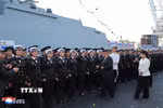 Triều Tiên: Hoành tráng lễ hạ thủy tàu khu trục đa năng mới