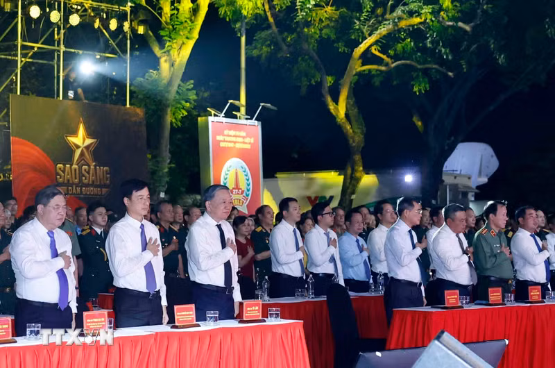 Lãnh đạo Đảng, Nhà nước dự Cầu truyền hình tri ân các Anh hùng liệt sỹ