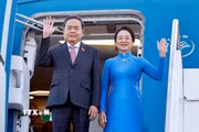 Lễ đón Chủ tịch Quốc hội Trần Thanh Mẫn và Phu nhân tại sân bay Ciampino, thành phố Rome, Cộng hòa Italy. (Ảnh: Doãn Tấn/TTXVN)