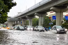 Miền Bắc mưa lớn đỉnh điểm, cảnh báo lũ quét và sạt lở 