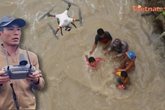 Những pha giải cứu nghẹt thở của "biệt đội anh hùng Drone" trong bão lũ