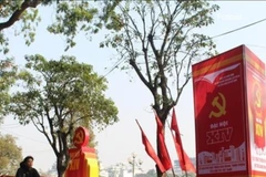 Kiểm tra công tác chuẩn bị đưa, đón đại biểu dự Đại hội Đảng lần thứ XIV