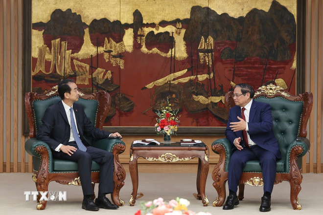 ttxvn-thu-tuong-pham-minh-chinh-tiep-dai-su-trung-quoc-2.jpg
