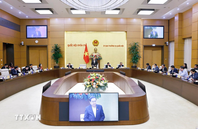 លោក ត្រឹន ថាញ់ ម៉ាន់ ប្រធានរដ្ឋសភា ថ្លែងសុន្ទរកថា។ (រូបថត៖ ដួន តាន់/VNA) ttxvn-chu-tich-quoc-hoi-tran-thanh-man-chu-tri-cuoc-hop-giao-ban-voi-cac-co-quan-cua-quoc-hoi-2.jpg