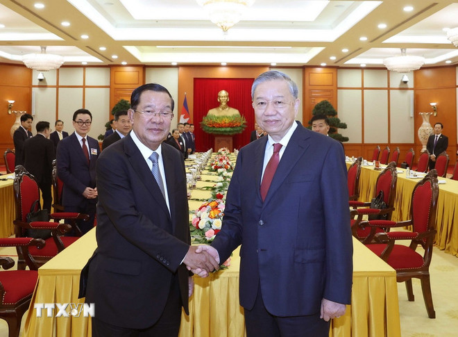 ttxvn-tong-bi-thu-tiep-hunsen-6-resize.jpg