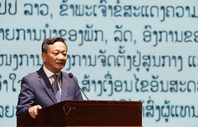 dai-su-viet-tai-lao.jpg