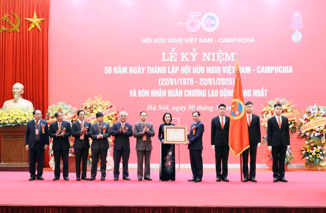 hoi-huu-nghi-viet-nam-campuchia.jpg