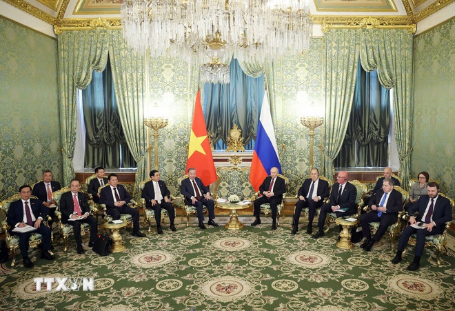 ttxvn-tong-bi-thu-to-lam-hoi-dam-1ong-thong-putin-2-resize.jpg