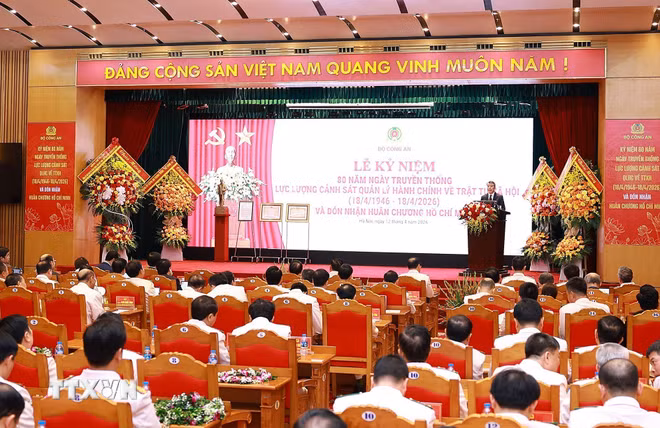 Thủ tướng: Hiện đại hóa phương thức quản trị, xây dựng nền hành chính phục vụ- Ảnh 5.
