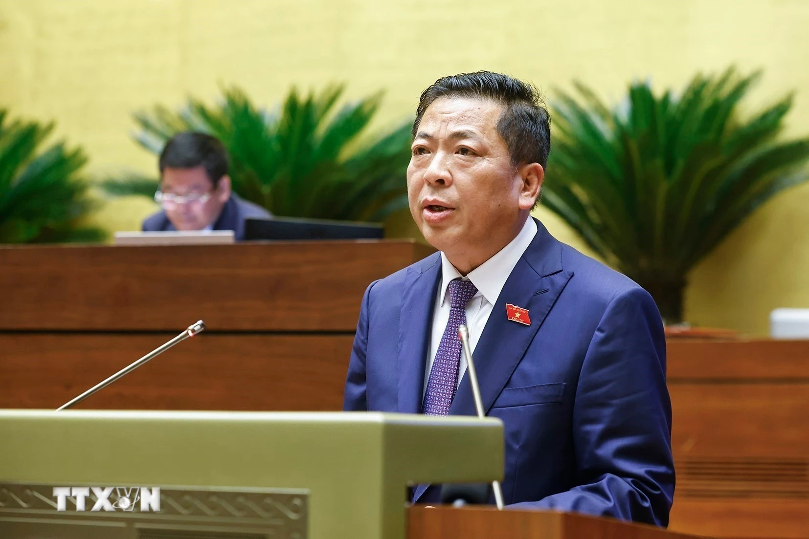 Bộ trưởng Trần Hồng Minh thông tin triển khai loạt dự án đường sắt, cảng hàng không