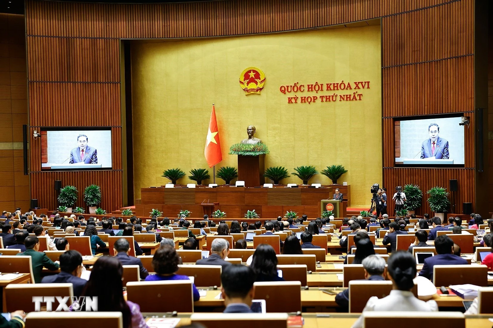 Quốc hội hôm nay thảo luận về phát triển văn hóa và gỡ vướng cho các dự án tồn đọng