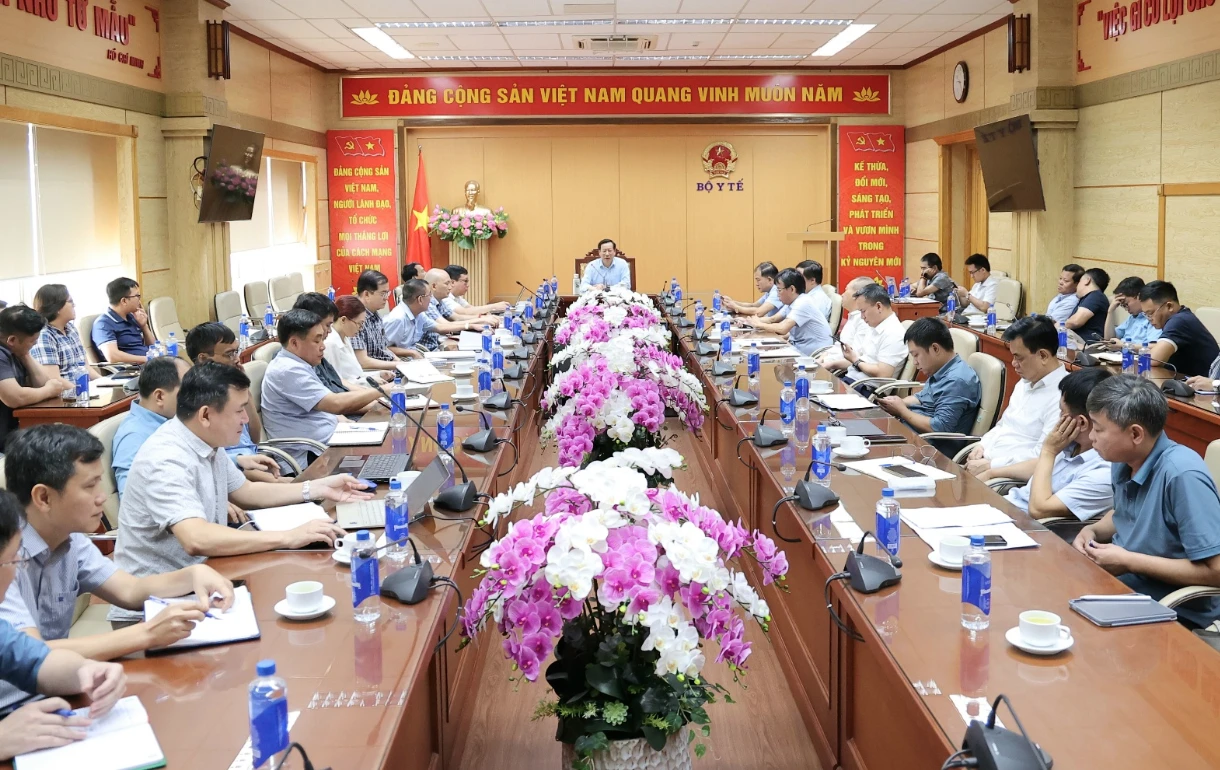 Bộ Y tế đẩy nhanh tiến độ dự án cơ sở 2 Bệnh viện Bạch Mai và Việt Đức