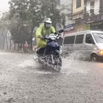 Miền Bắc sắp đón mưa dông diện rộng kèm nguy cơ ngập lụt 