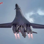 Mỹ dùng oanh tạc cơ hạng nặng B-1 không kích Iran, Tehran tấn công trả đũa khắp Vùng Vịnh