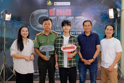 Các diễn viên tham dự thử vai (casting) phim “Kế hoạch CM12”. (Ảnh: Đoàn phim cung cấp)