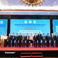 Đại diện lãnh đạo các cơ quan, tổ chức trong nước và quốc tế tham dự Hội nghị Khoa học và Công nghệ hạt nhân toàn quốc lần thứ 16. (Ảnh: Thanh Phong/Vietnam+)