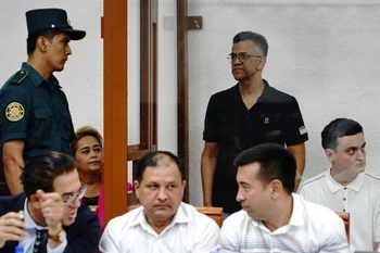 Các bị cáo trong phiên tòa xét xử tại Tashkent năm 2023. (Nguồn: Reuters)