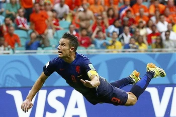 Điểm lại "top 5" bàn thắng đáng nhớ nhất tại World Cup 2014