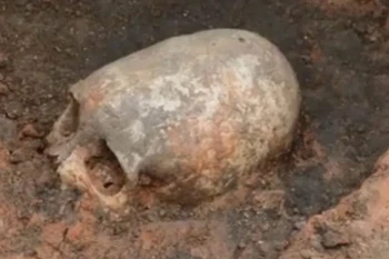 Chiếc hộp tìm thấy ở Thổ Nhĩ Kỳ. (Nguồn: Mirror) 