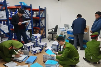 Điều tra vụ 'đưa và nhận hối lộ' tại Trung tâm đăng kiểm 34-05D