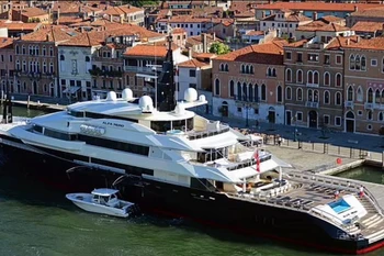 Du thuyền Alfa Nero. (Nguồn: dailymail)