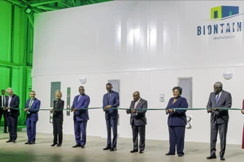 Quang cảnh lễ khánh thành nhà máy. (Nguồn: AA)