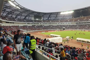 Giẫm đạp sau trận đấu bóng đá ở Angola, ít nhất 5 người tử vong