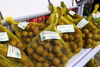 Sản phẩm nhãn an toàn. (Ảnh minh họa. Danh Lam/TTXVN)