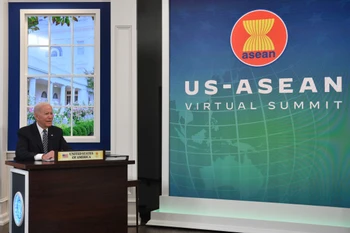 Tổng thống Mỹ Joe Biden dự Hội nghị cấp cao ASEAN-Mỹ lần thứ 9 theo hình thức trực tuyến, ngày 26/10. (Ảnh: AFP/TTXVN)