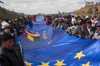 Dải quốc kỳ của Bolivia. (Nguồn: AP)