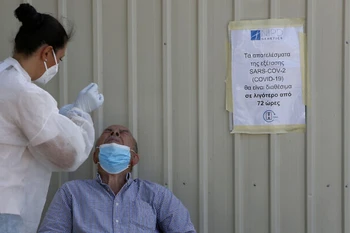 COVID-19: Ý kiến trái chiều về sự tồn tại của biến thể Deltacron