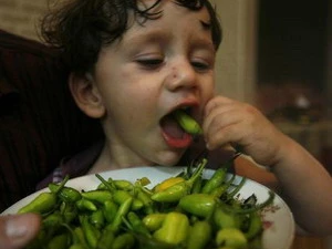 Naaman Amer rất thích món ớt. (Ảnh: Internet).