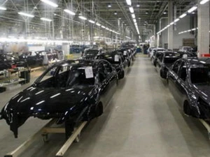 Một dây chuyền lắp ráp xe của Nissan. (Nguồn: leadership.ng)