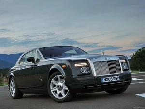Rolls-Royce sẽ bắt đầu bán xe ở Việt Nam vào 2014