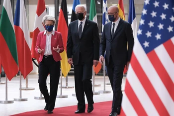 Mỹ và Liên minh châu Âu thành lập hội đồng công nghệ và thương mại 