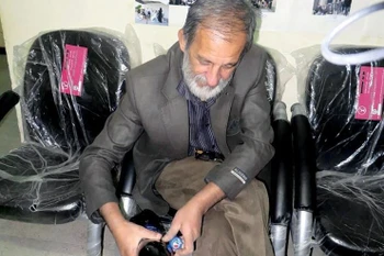 Ông Gholamreza Ardeshiri. (Nguồn: Odditycentral)