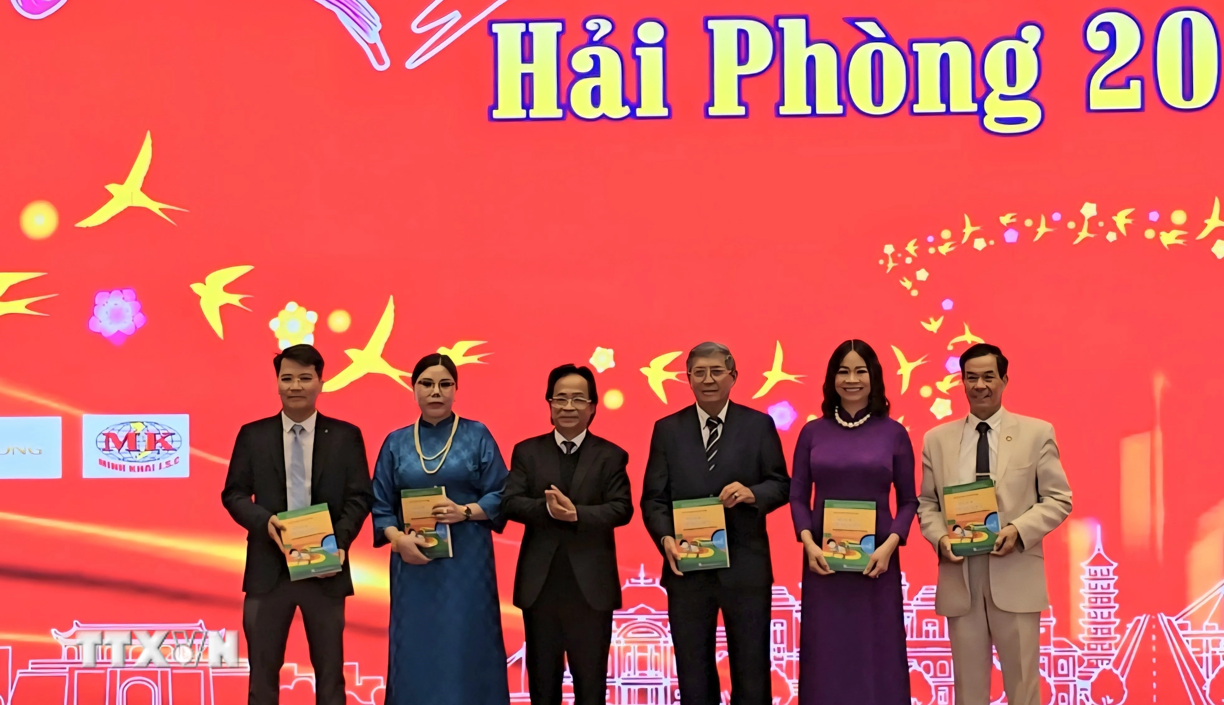 Kiều Bào Đóng Góp Tích Cực Vào Quá Trình Hội Nhập Toàn Cầu Của Hải Phòng
