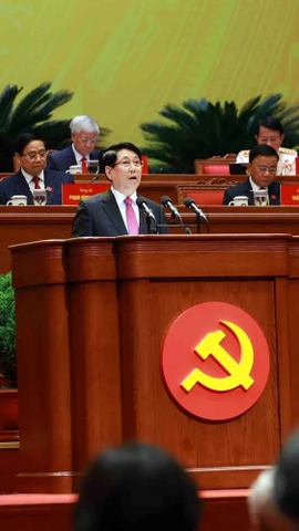 Đồng chí Lương Cường, Ủy viên Bộ Chính trị, Chủ tịch nước trình bày Diễn văn khai mạc Đại hội. (Ảnh: TTXVN)